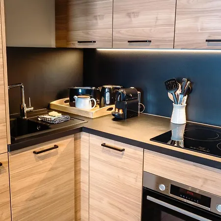 Aparthotel Alpina 4*
